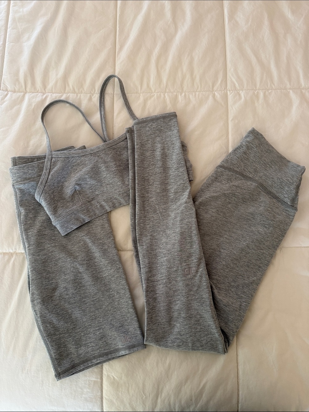 Alo Yoga Alosoft bra, biker short, and leggings bundle size XS/XXS